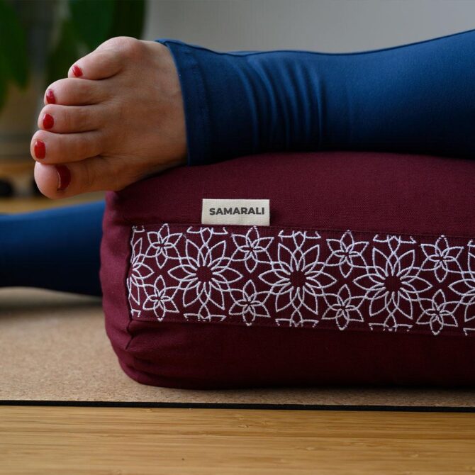 Yoga Bolster - Rood Yoga Bolster - Rood Yoga Bolster - Rood Yoga Bolster - Rood Yoga Bolster - Rood Yoga Bolster - Rood