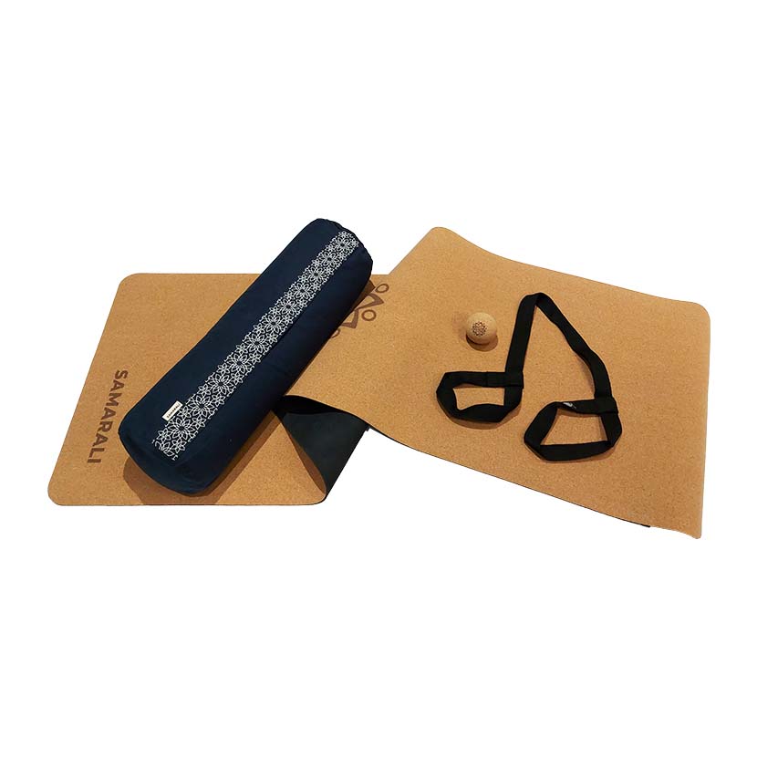 Kork-matta-classic_bolster_navu-blå2 Yin yoga set - Klassiskt Yin yoga set - Klassiskt Yin yoga set - Klassiskt Yin yoga set - Klassiskt Yin yoga set Yin yoga set