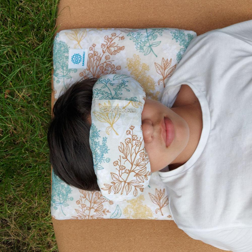 Augen-Savasana-Kissen-Gelb-2 (1) Eyе Kopfkissen aus Bio-Baumwolle - Gelb Eyе Kopfkissen aus Bio-Baumwolle - Gelb Eyе Kopfkissen aus Bio-Baumwolle - Gelb