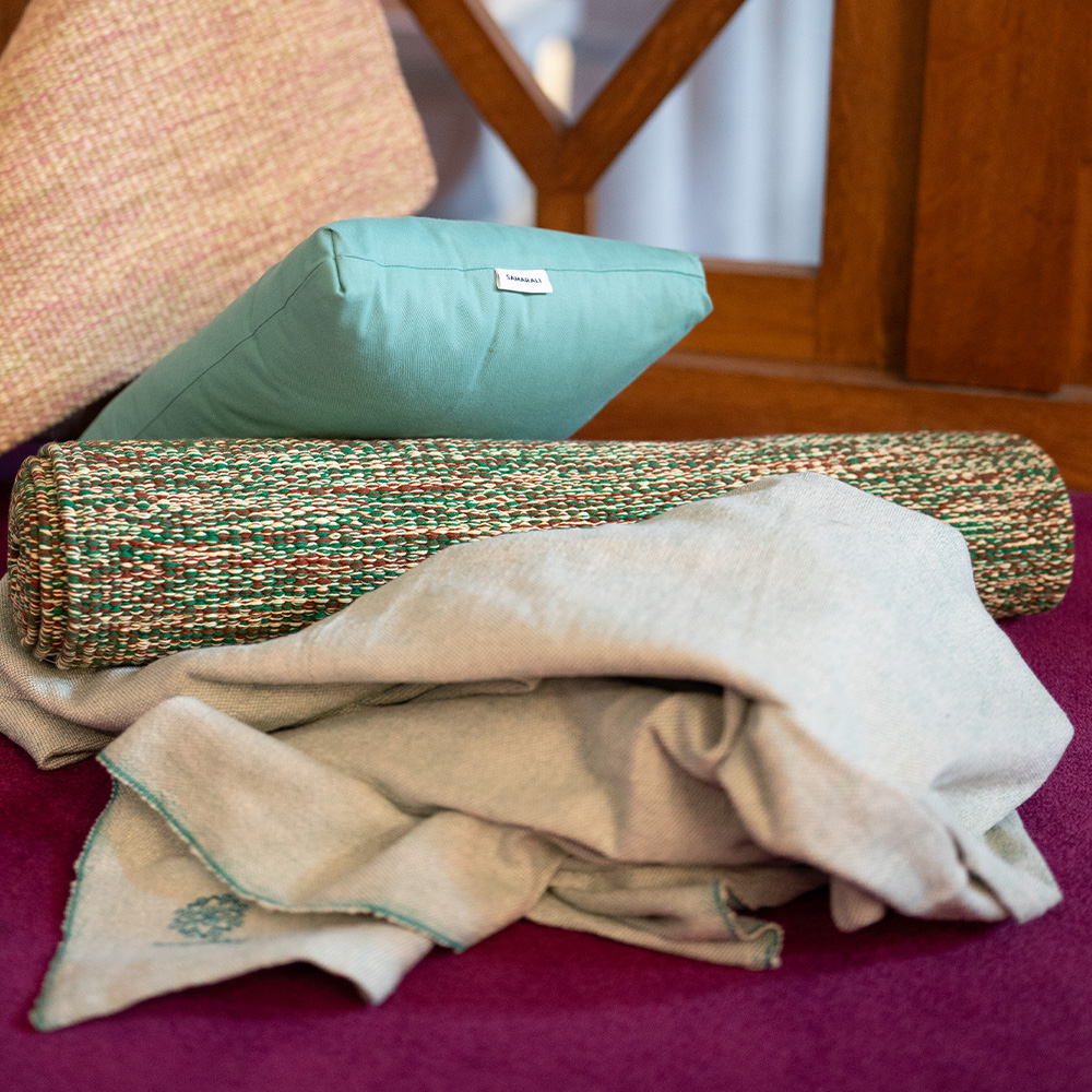 yogadeken, savasana kussen en deken yogadeken, savasana kussen en deken