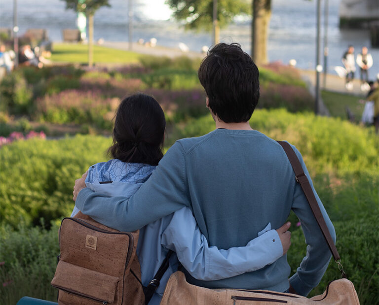 What are the benefits of mindful living?  mindful living