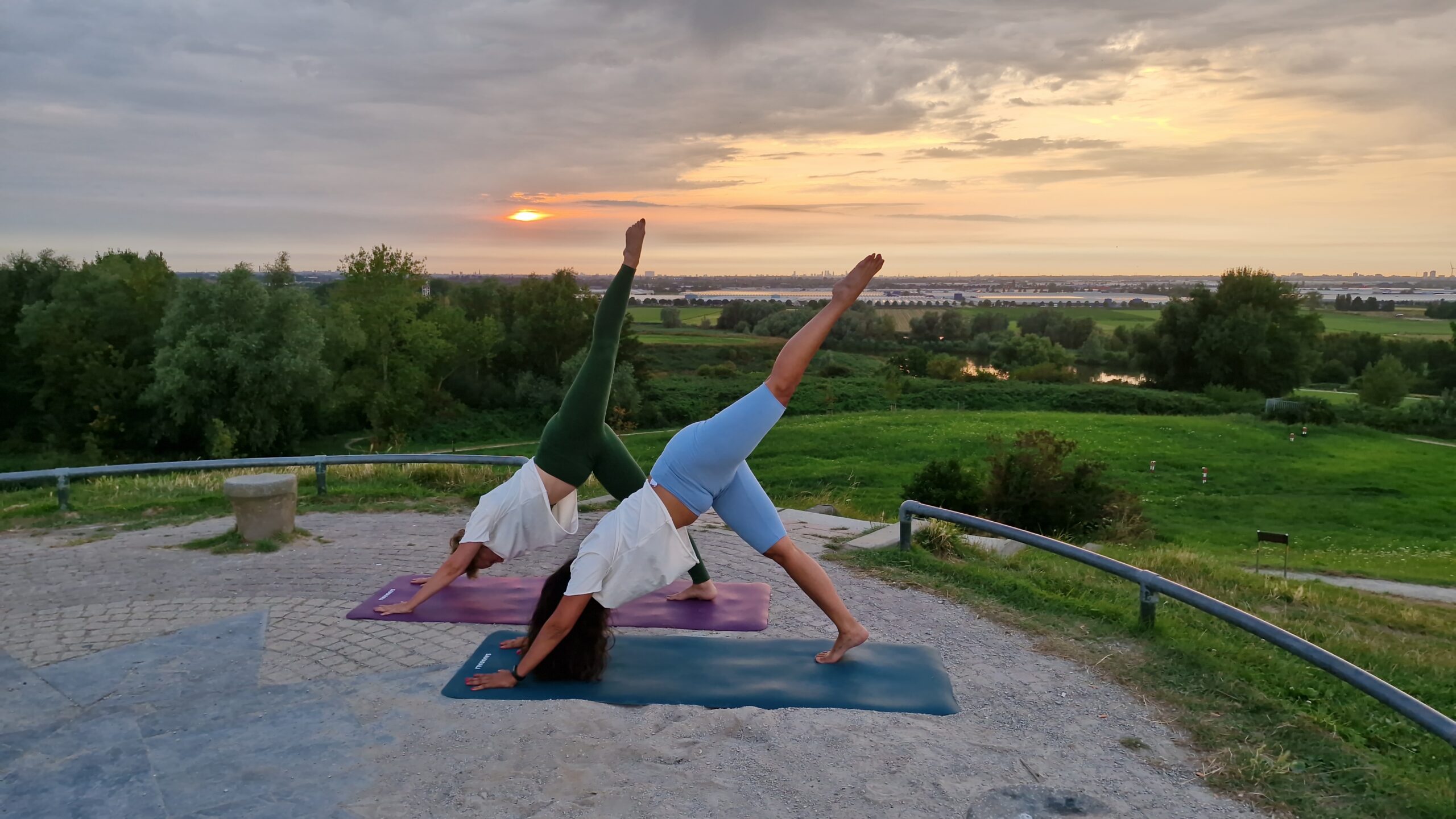 20240813 204146 How do you prevent your yoga mat from sliding during practice? sustainable yoga mats